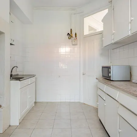 Joivy Charming Flat Near Cerca Da Graca * Lisbona