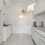 Apartment Guestready - Charming Flat Near Graca Fence
